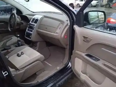 Vehicul casat dodge journey 2.0 crd al anului 2009 alimentat bwd