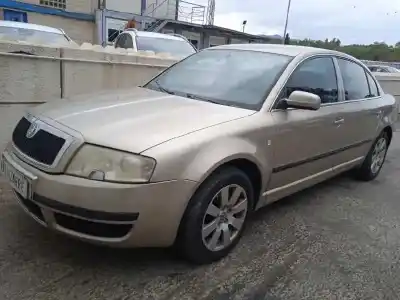 Veículo de Sucata SKODA SUPERB (3U4) Classic do ano 2006 alimentado BSS