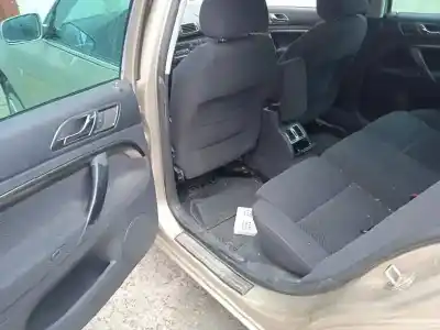 Veículo de Sucata skoda superb (3u4) classic do ano 2006 alimentado bss