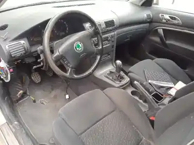 Veículo de Sucata skoda superb (3u4) classic do ano 2006 alimentado bss