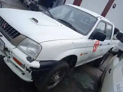 Veículo de Sucata mitsubishi l 200 (k6/7) 2.5 turbodiesel do ano 1999 alimentado 4d56