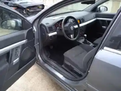 Veículo de Sucata opel vectra c berlina comfort do ano 2003 alimentado z22se