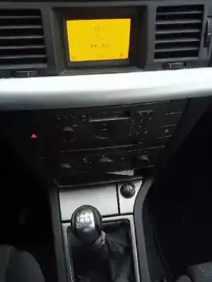 Veículo de Sucata opel vectra c berlina comfort do ano 2003 alimentado z22se