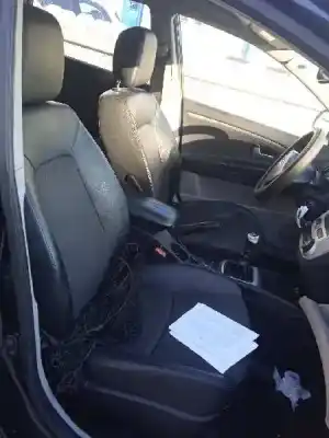 Veicolo di demolizione kia pro cee´d (ed) 2.0 crdi 140 dell'anno 2007 alimentato d4ea