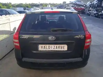 Veicolo di demolizione kia pro cee´d (ed) 2.0 crdi 140 dell'anno 2007 alimentato d4ea
