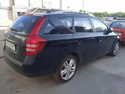 Veicolo di demolizione kia pro cee´d (ed) 2.0 crdi 140 dell'anno 2007 alimentato d4ea