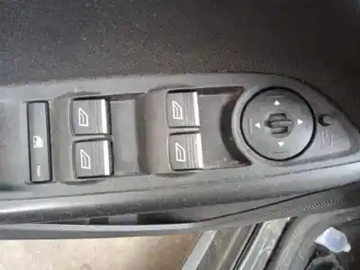 Veículo de Sucata ford focus lim. business do ano 2017 alimentado xwda