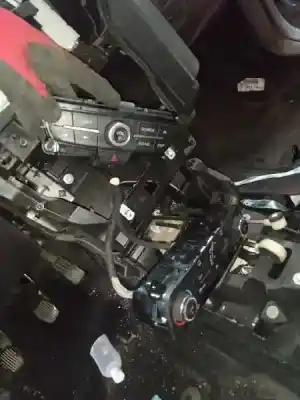 Veículo de Sucata ford focus lim. business do ano 2017 alimentado xwda