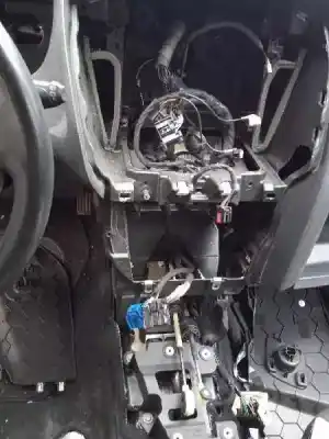 Veículo de Sucata ford focus lim. business do ano 2017 alimentado xwda