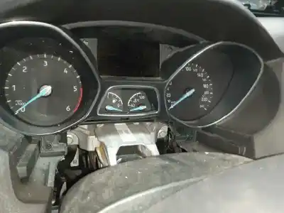 Veículo de Sucata ford focus lim. business do ano 2017 alimentado xwda