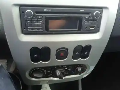 Scrapping Vehicle dacia sandero 1.6 of the year 2012 powered k4m696