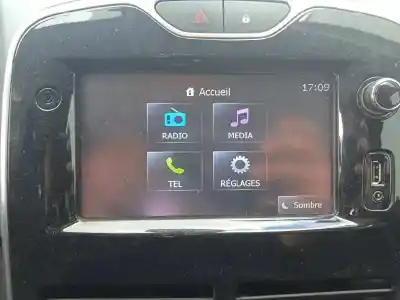 Veículo de Sucata renault clio iv (bh_) 0.9 tce 90 do ano 2015 alimentado h4b400