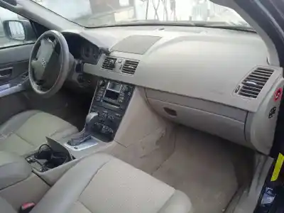 Veículo de Sucata volvo xc90 2.4 diesel cat do ano 2006 alimentado d5244t4