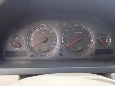 Veículo de Sucata volvo xc90 2.4 diesel cat do ano 2006 alimentado d5244t4