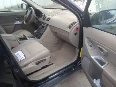 Veículo de Sucata volvo xc90 2.4 diesel cat do ano 2006 alimentado d5244t4