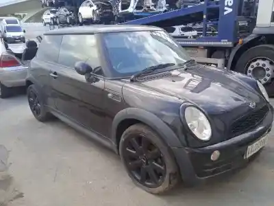 Здавання транспортного засобу MINI MINI (R50,R53) One року 2003 потужний W10B16A