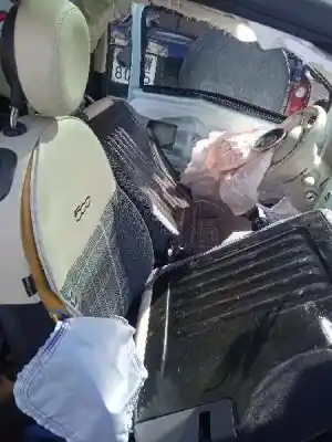 Veículo de Sucata fiat 500 (312_) 1.2 (312axa1a) do ano 2016 alimentado 169a4000