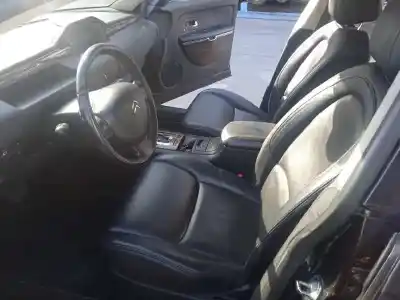 Vehicul casat citroen c6 exclusive al anului 2006 alimentat uhz