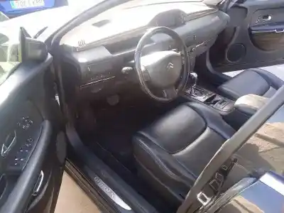 Vehicul casat citroen c6 exclusive al anului 2006 alimentat uhz