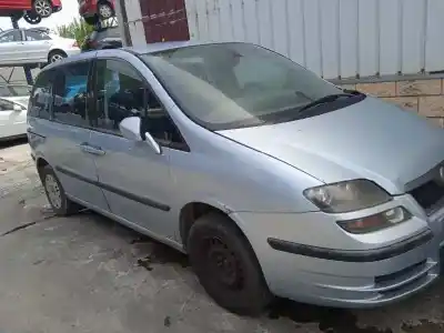 Veicolo di demolizione FIAT ULYSSE (179_) 2.0 JTD dell'anno 2003 alimentato RHW