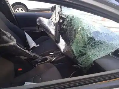 Scrapping Vehicle toyota corolla (e21) hybrid active of the year 2019 powered 2zr