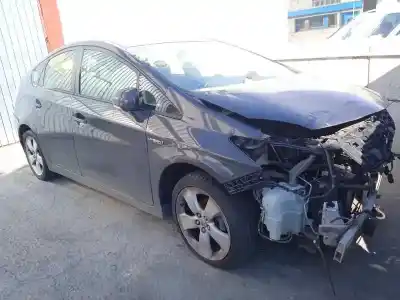 Sloopvoertuig toyota prius (nhw30) plug-in hybrid advance van het jaar 2012 aangedreven 2zr