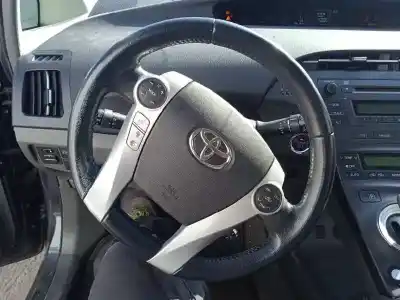 Sloopvoertuig toyota prius (nhw30) plug-in hybrid advance van het jaar 2012 aangedreven 2zr