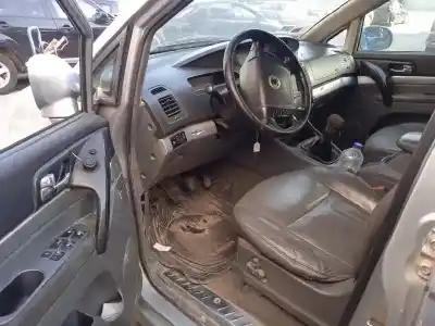 Здавання транспортного засобу ssangyong rodius xdi року 2006 потужний d27dt