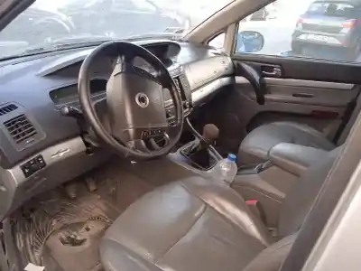 Здавання транспортного засобу ssangyong rodius xdi року 2006 потужний d27dt