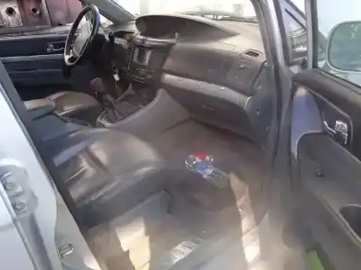 Здавання транспортного засобу ssangyong rodius xdi року 2006 потужний d27dt