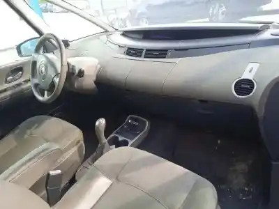 Здавання транспортного засобу renault espace iv (jk0/1_) 3.5 v6 (jk00 jk0f jk0p jk0s jk0w) року 2005 потужний v4y711