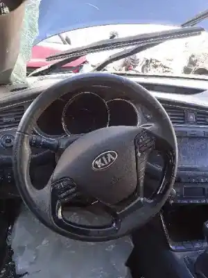 Здавання транспортного засобу kia cee´d 1.6 crdi cat року 2016 потужний d4fb
