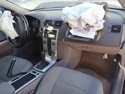 Vehicul casat volvo v50 familiar 1.6 diesel cat al anului 2010 alimentat d4164t
