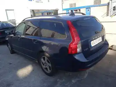 Vehicul casat volvo v50 familiar 1.6 diesel cat al anului 2010 alimentat d4164t