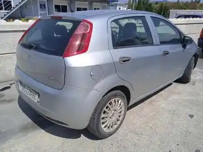 Veículo de Sucata fiat grande punto (199) 1.3 16v jtd cat do ano 2008 alimentado 199a2000