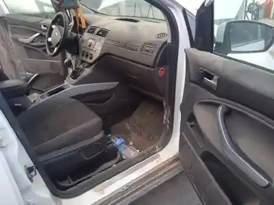 Vehicul casat ford kuga (cbv) trend al anului 2010 alimentat g6dg