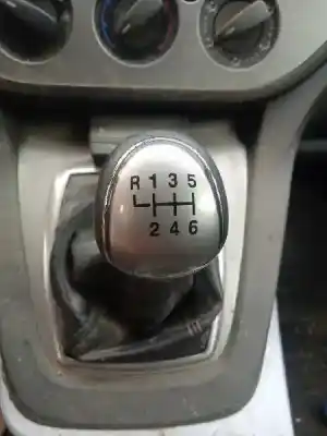 Vehicul casat ford kuga (cbv) trend al anului 2010 alimentat g6dg