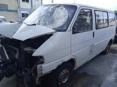 Sloopvoertuig VOLKSWAGEN T4 TRANSPORTER/FURGONETA (MOD. 1991) Combi L van het jaar 2001 aangedreven ABL