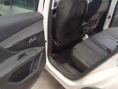 Veículo de Sucata peugeot 3008 allure do ano 2017 alimentado hn02