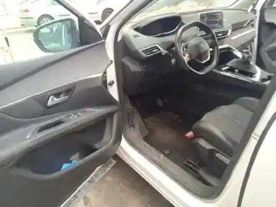 Veículo de Sucata peugeot 3008 allure do ano 2017 alimentado hn02