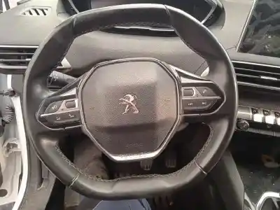 Veículo de Sucata peugeot 3008 allure do ano 2017 alimentado hn02