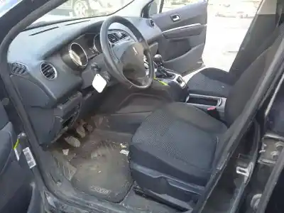 Veículo de Sucata peugeot 5008 premium do ano 2010 alimentado 9hz