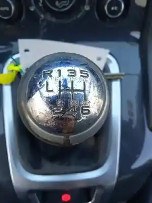 Veículo de Sucata peugeot 5008 premium do ano 2010 alimentado 9hz