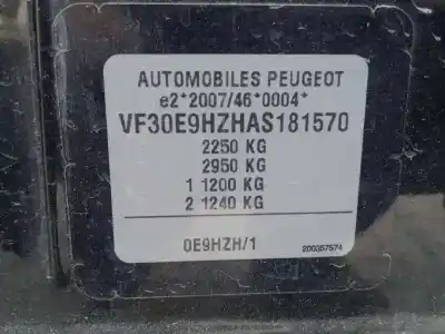 Veículo de Sucata peugeot 5008 premium do ano 2010 alimentado 9hz