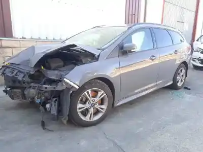 Sloopvoertuig FORD FOCUS LIM. ST van het jaar 2015 aangedreven T8DA