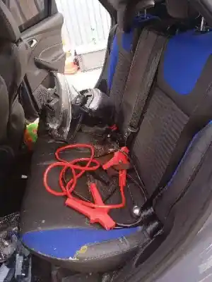 Sloopvoertuig ford focus lim. st van het jaar 2015 aangedreven t8da