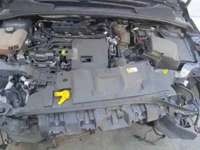 Sloopvoertuig ford focus lim. st van het jaar 2015 aangedreven t8da