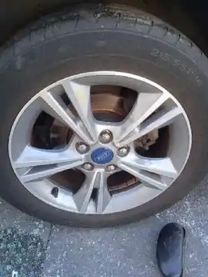 Sloopvoertuig ford focus lim. st van het jaar 2015 aangedreven t8da