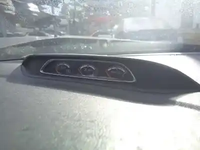 Sloopvoertuig ford focus lim. st van het jaar 2015 aangedreven t8da