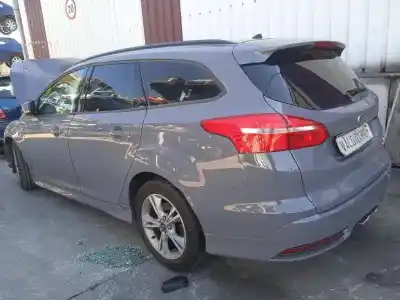 Sloopvoertuig ford focus lim. st van het jaar 2015 aangedreven t8da